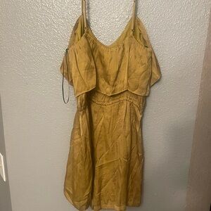 Glam short jumpsuit mustard yellow